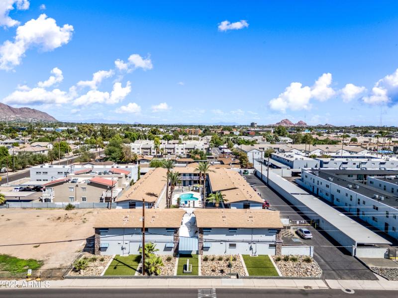 6-3025N32ndS-The Retro-ocupix-v2-9-9