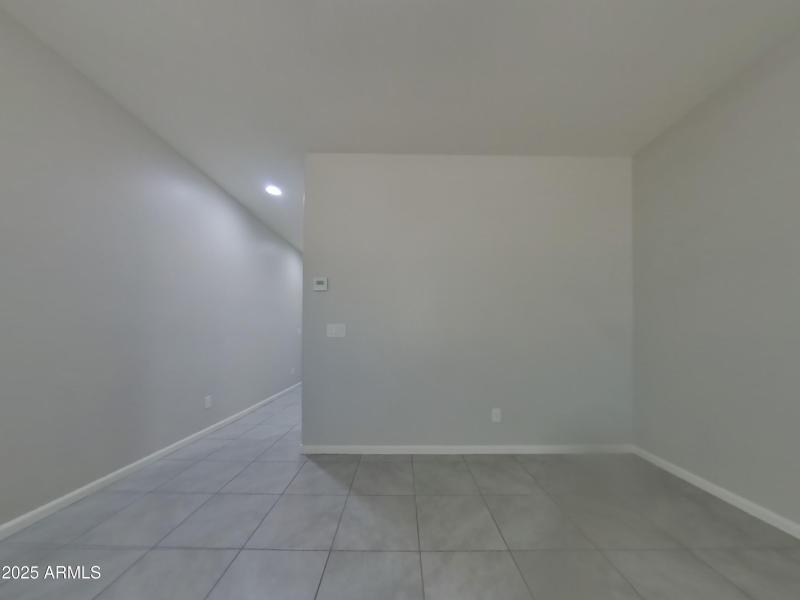 1_pc_iyfDTEKP9S_yUAwIxqr6e_layout_1