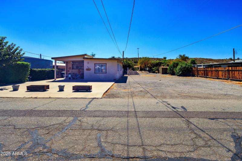 413 Bluewater Dr E (2)