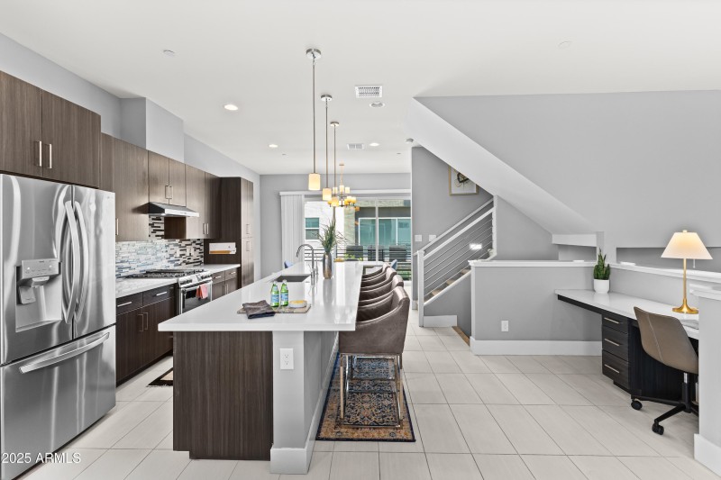 1717 E Morten Ave #62-8