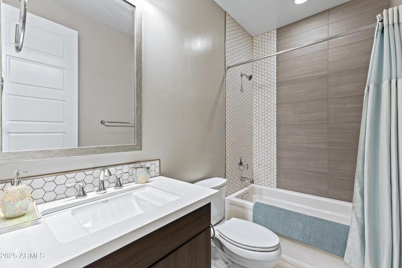 1717 E Morten Ave #62-26