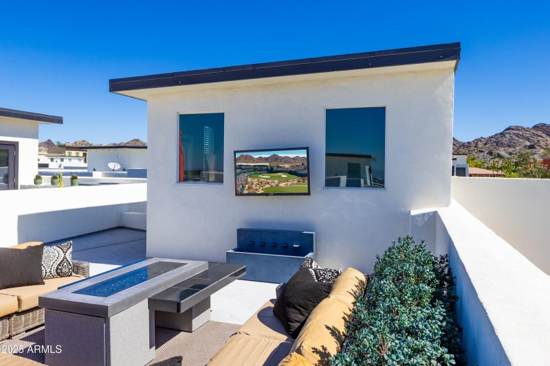 1717 E Morten Ave #62-44