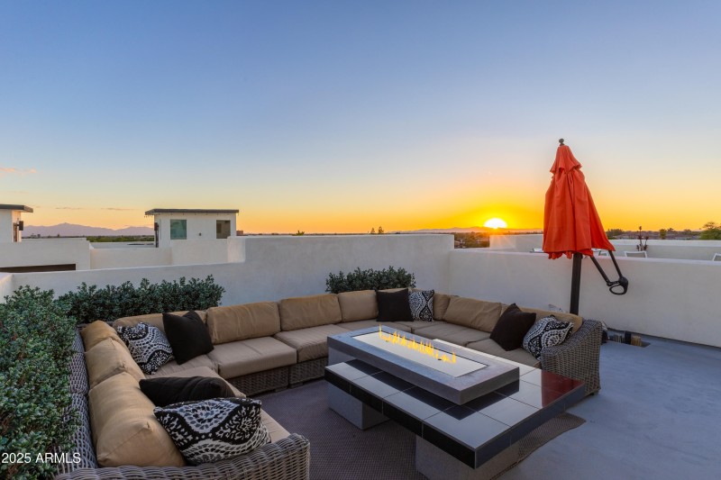 1717 E Morten Ave #62-55