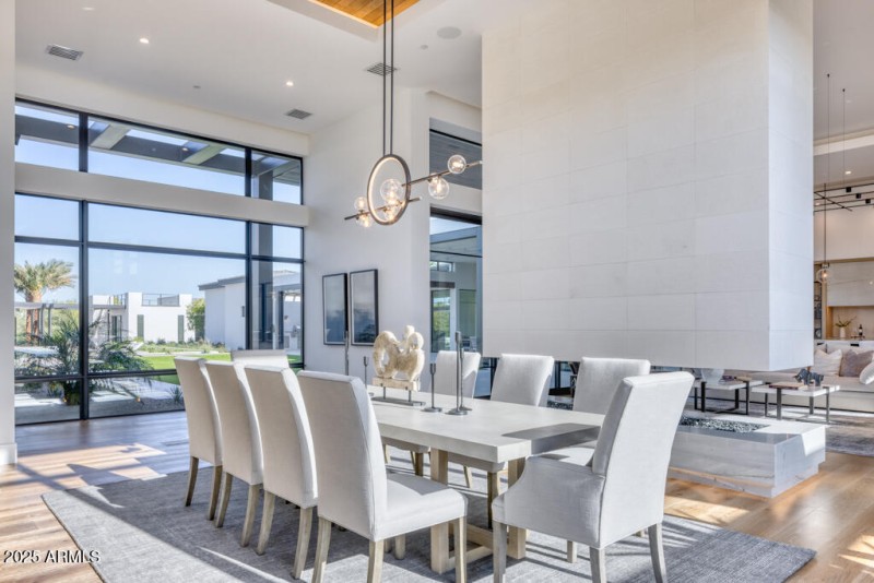 Formal Dining