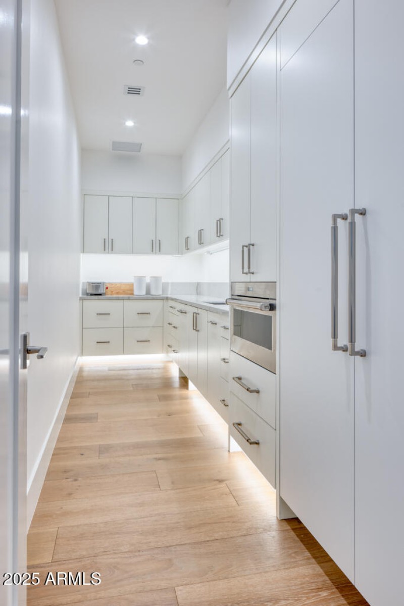 Full Prep Kitchen