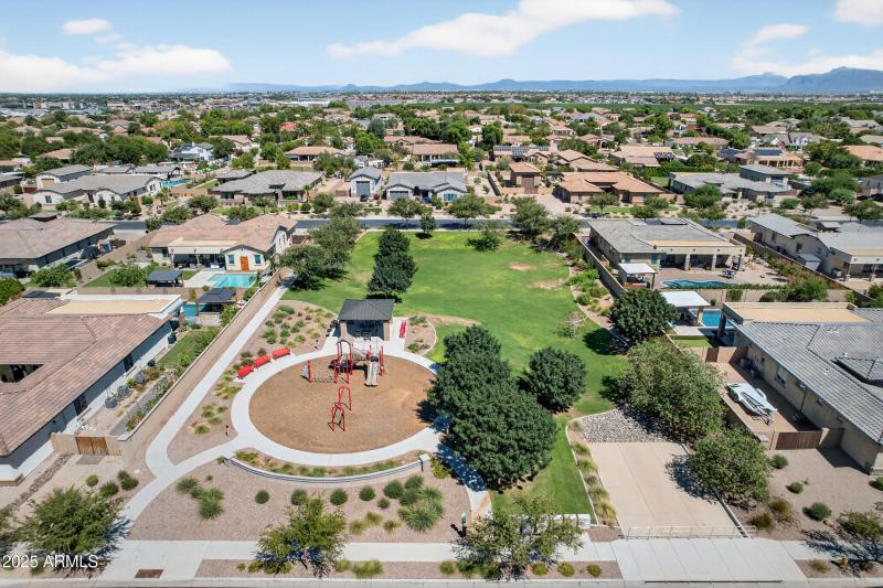 106_010_927_agent__drone