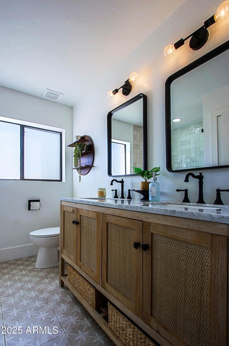 3rd Bath 3