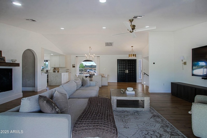 Greatroom 10