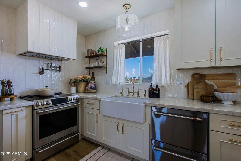 Kitchen 4