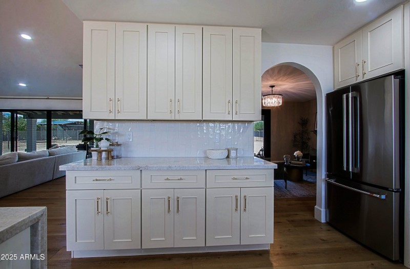 Kitchen 8