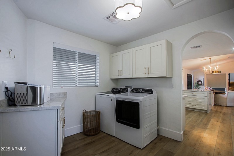 Laundry Room 2