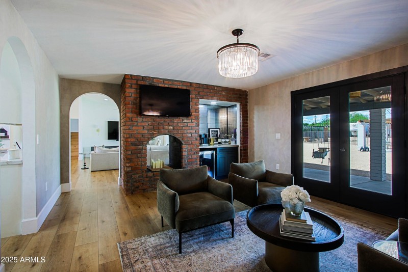 Lounge 2