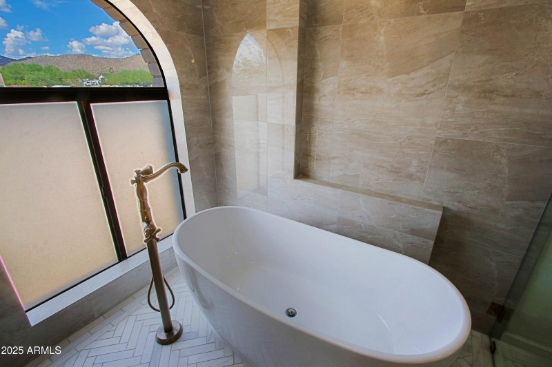 Master Bath 6