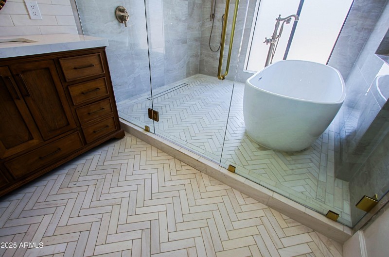 Master Bath 7