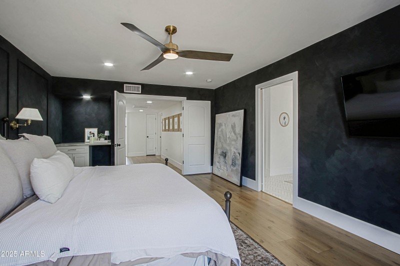 Master Bedroom 5