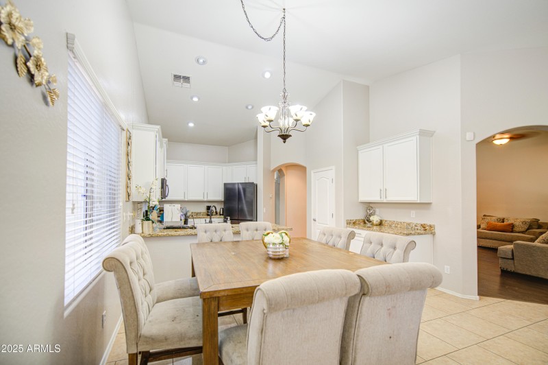 Dining Area 4