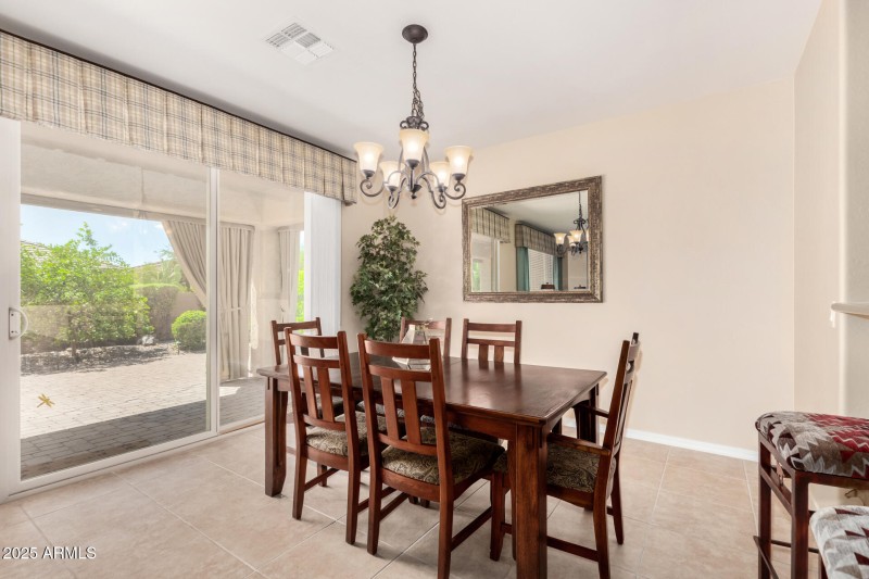Large Dining Area!