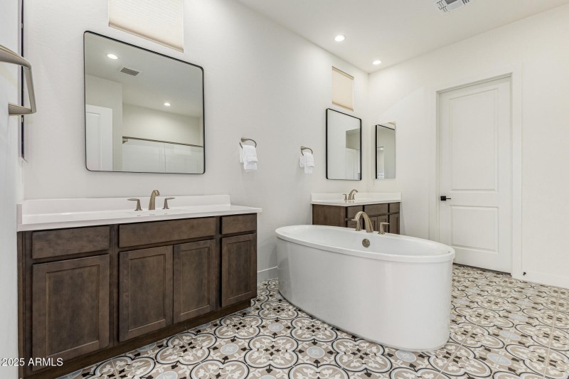 28 - Crawfordsville 17360