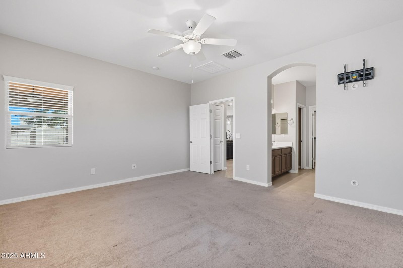 22-web-or-mls-Tulip-22
