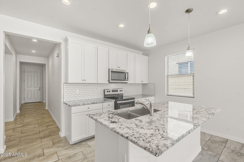 5-web-or-mls-Kirkland-5