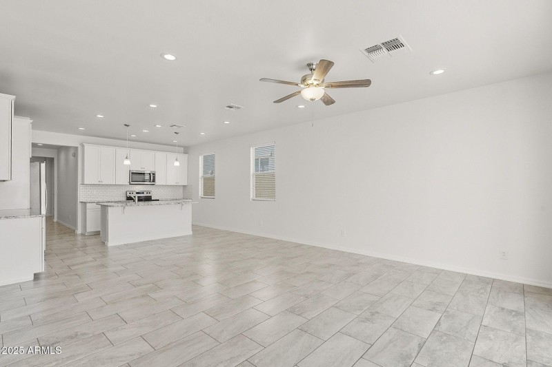 15-web-or-mls-Kirkland-15