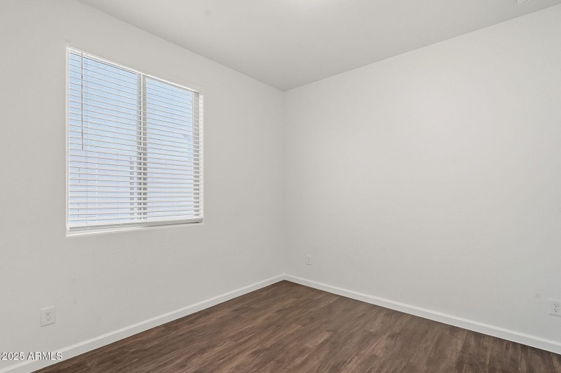 19-web-or-mls-Kirkland-19