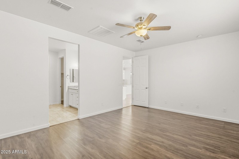 23-web-or-mls-Kirkland-23
