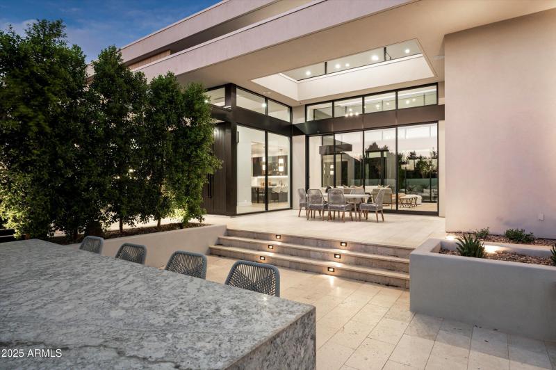 56-6535 N 40th Place-141