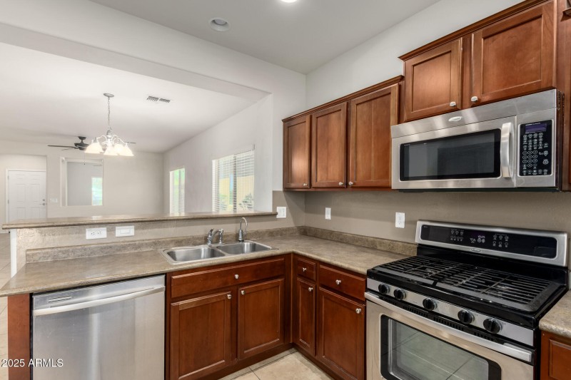 13 Pleasant Oak