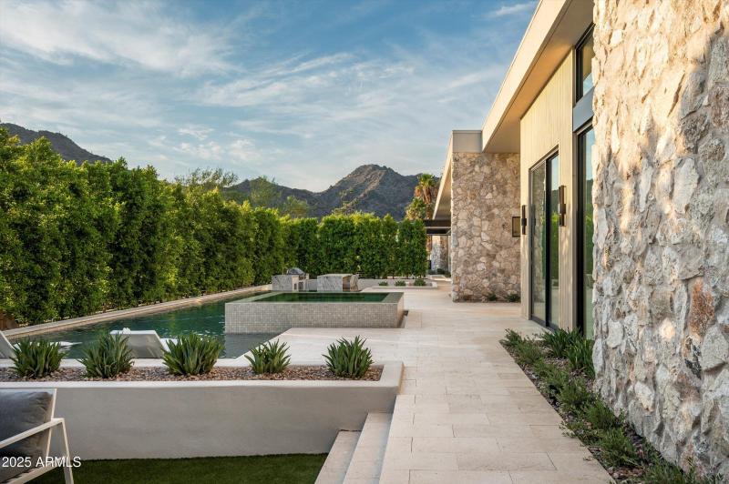 64-6535 N 40th Place-149