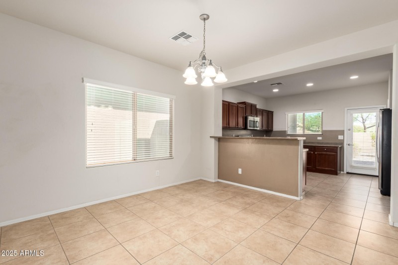 11 Pleasant Oak