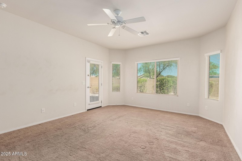 16 Pleasant Oak