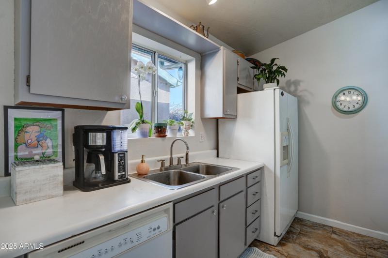 Kitchen 2