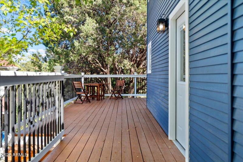 22-Deck from Kitchen