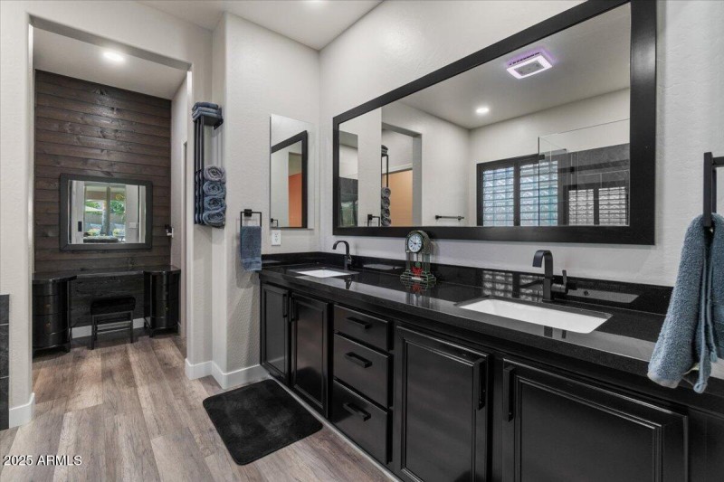 25-Primary bathroom