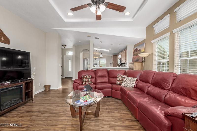 3301 S Goldfield Rd 4027