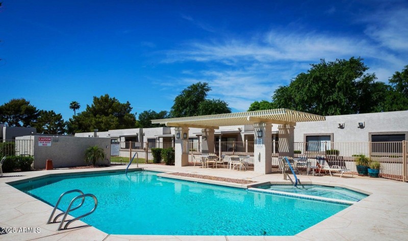 Community Pool & Spa