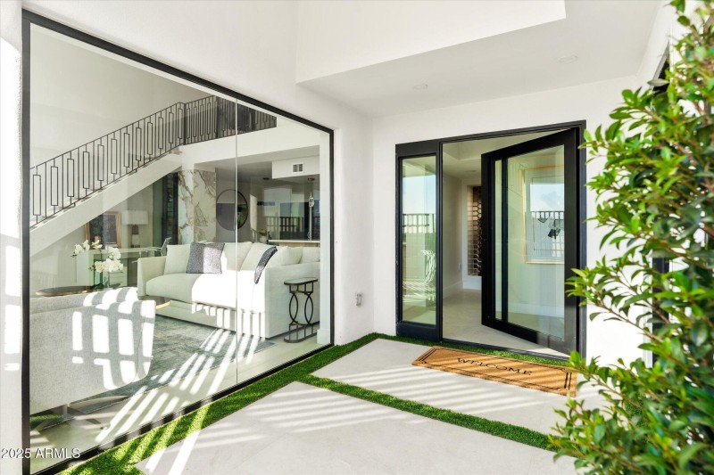 Glass Front Walkway