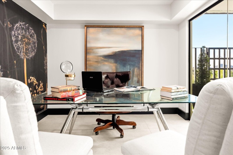 3rd Bedroom / Office