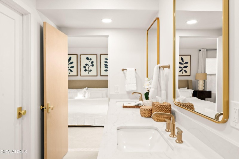 Junior Master Bath