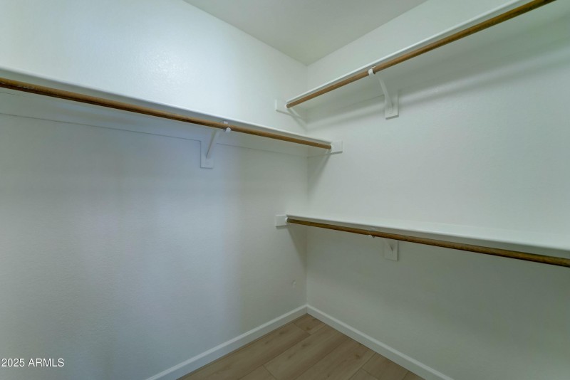 1658 N Sierra Vista Dr-26