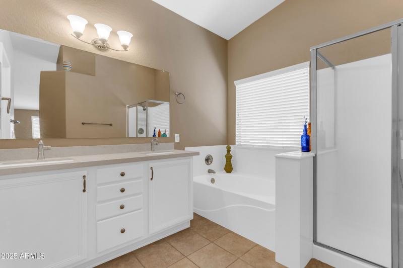 27_070_a4m_opnshw (1)