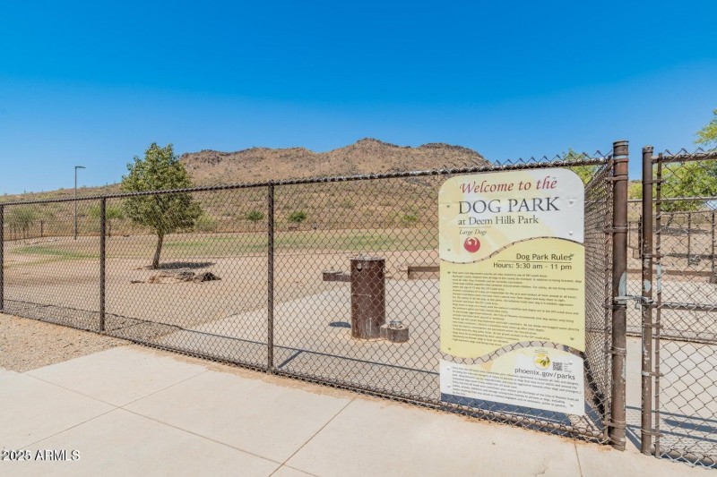 Deem Hills Dog Parks