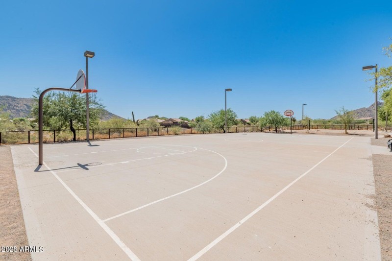 Deem Hills Basketball Courts