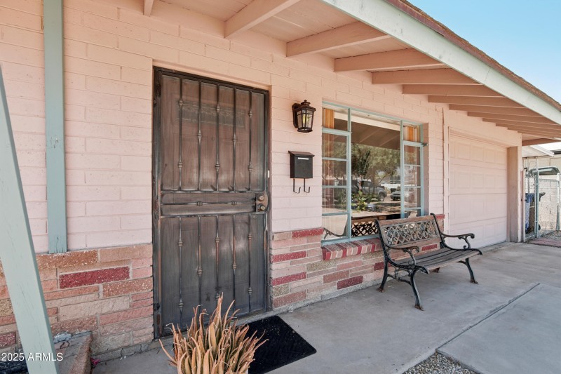 4-print-N 8th St-S0908-004