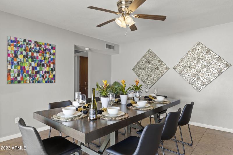 12-web-or-mls-8308-e-minnezona-ave