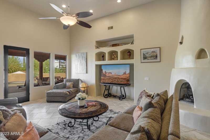 7-web-or-mls-14214-e-gamble-ln