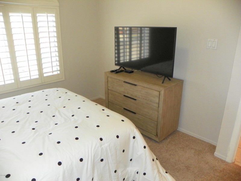 denz 15 furnished rentals scottsdale ran