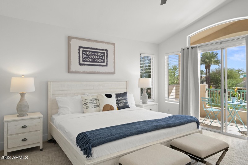 44_1143_E_Amberwood_Dr__044