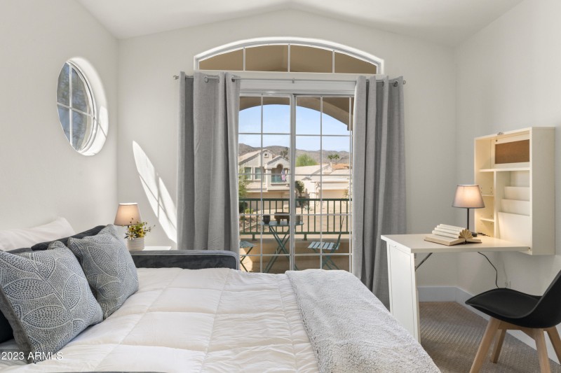 62_1143_E_Amberwood_Dr__062